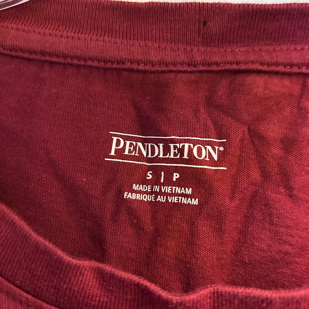 Pendleton T-shirt Womens Small Red Round Neck Long Sleeved Classic Cotton - Picture 2 of 3